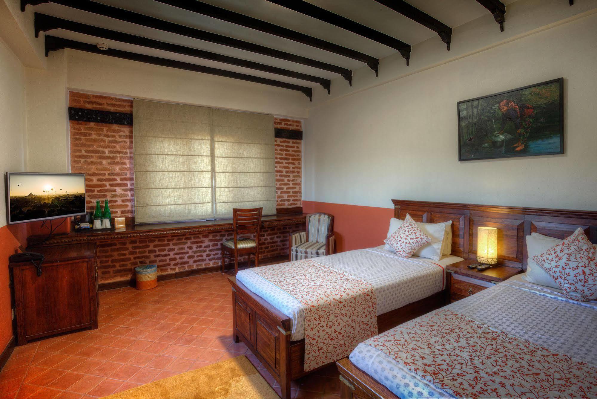 Traditional Comfort Boutique Hotel Katmandou Extérieur photo